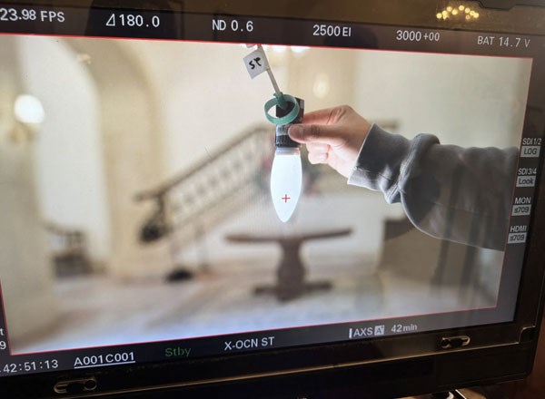 Gaffer Noah Chamis Utilises Lunabulbs And Titan Tubes