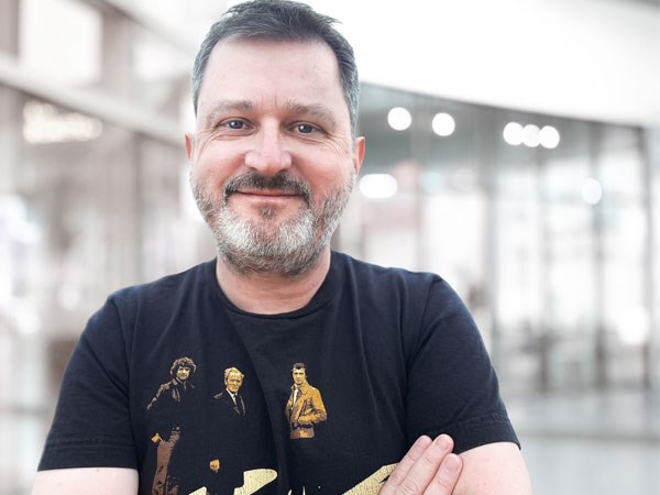 With A New DACH Team