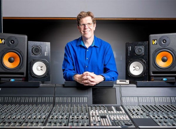 Chief Engineer Relies On V-Series Monitors