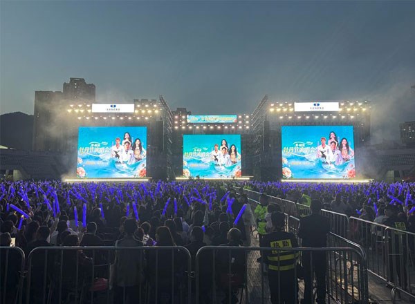 Massive Stadium Deployment Delivers Consistent Coverage