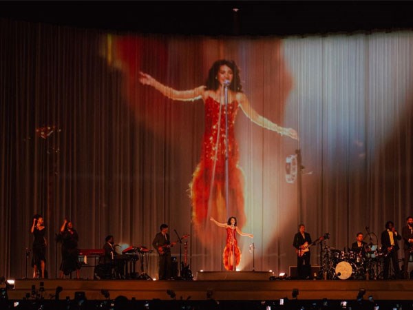 For Olivia Dean's The Art Of Loving Tour